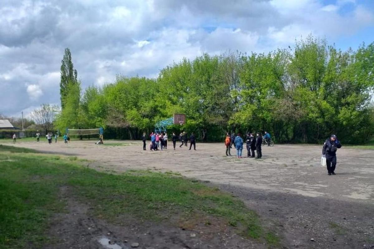 На Луганщині у школі дитина влаштувала різанину: є потерпілий На Луганщині у школі дитина влаштувала різанину: є потерпілий