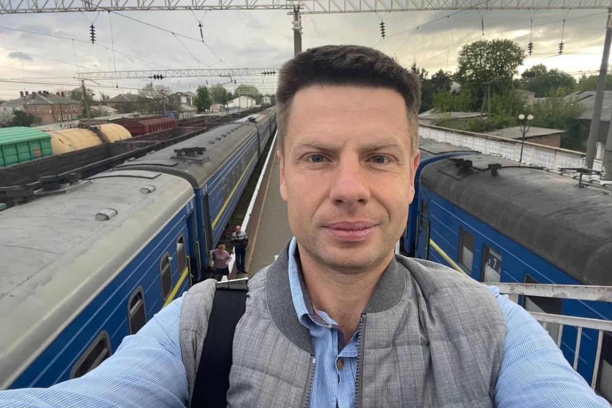 Нардепа Олексія Гончаренка обікрали в поїзді Нардепа Олексія Гончаренка обікрали в поїзді