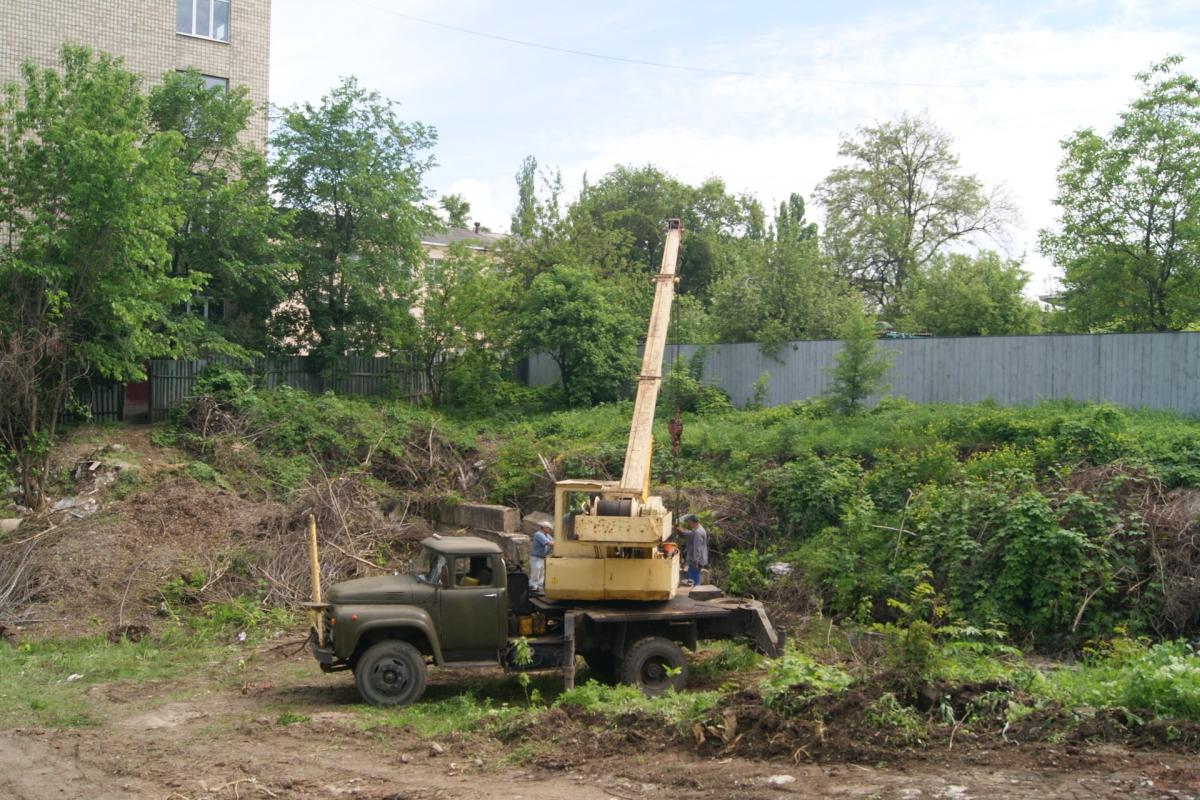 У Лисичанську на місці стихійного звалища у центрі міста зроблять місце відпочинку У Лисичанську на місці стихійного звалища у центрі міста зроблять місце відпочинку