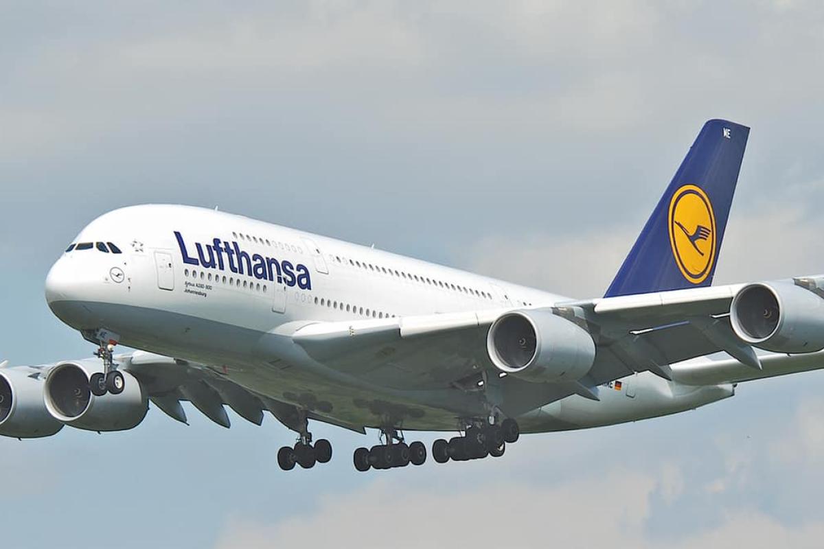 В аэропорту Минска задержали самолет авиакомпании Lufthansa из-за сообщения о "теракте"