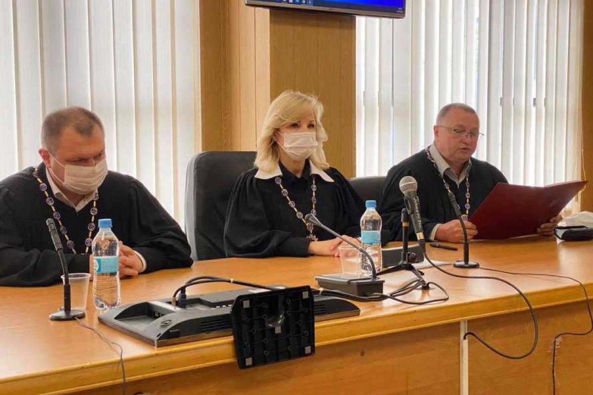 Апеляційний суд призначив Стерненко умовне покарання Апеляційний суд призначив Стерненко умовне покарання