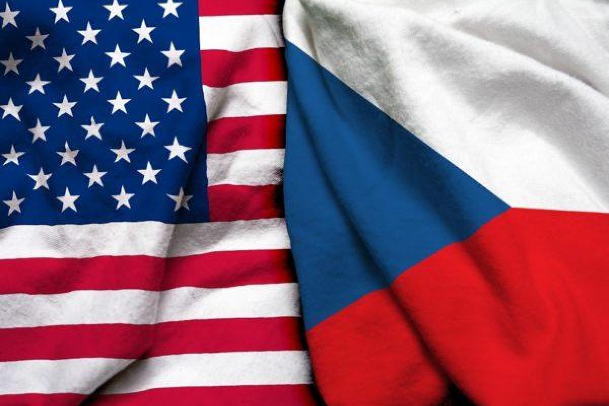 США підтримали Чехію у відповіді на "підривні і смертоносні" дії Росії