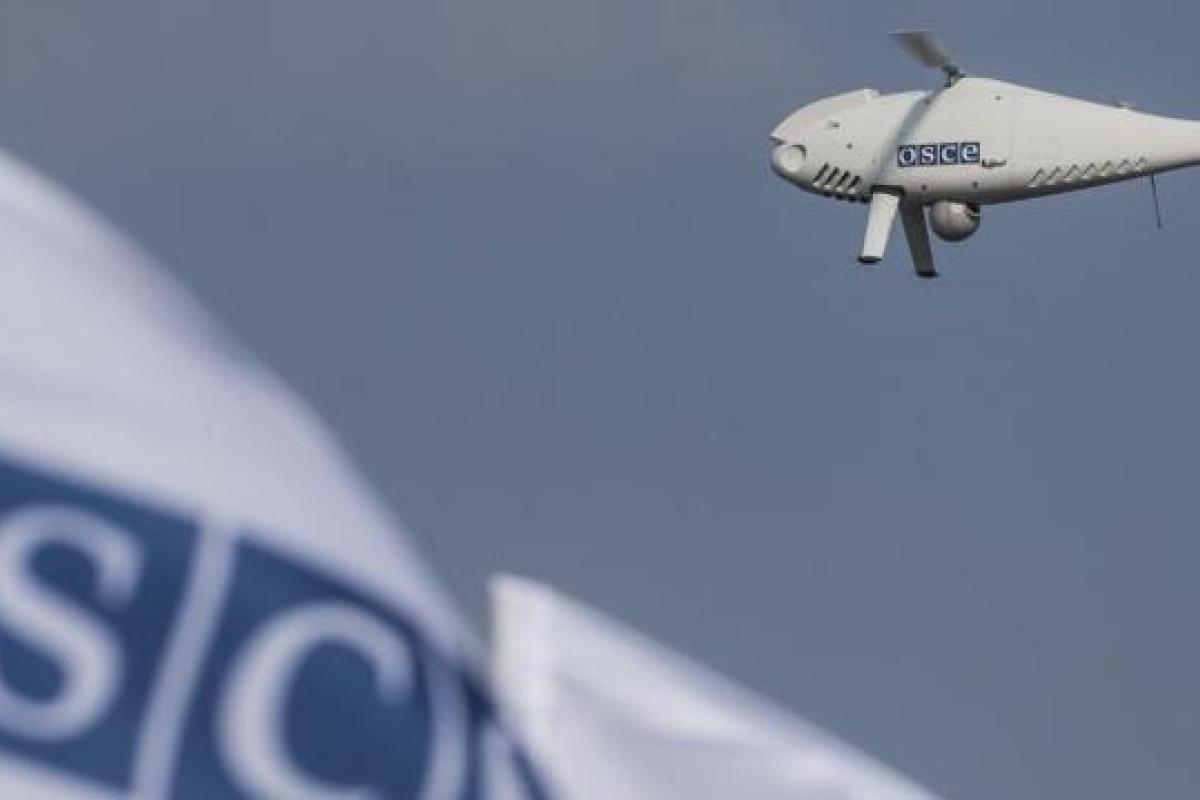 Окупанти розмістили танки з порушенням лінії відведення і обстріляли безпілотник ОБСЄ Окупанти розмістили танки з порушенням лінії відведення і обстріляли безпілотник ОБСЄ