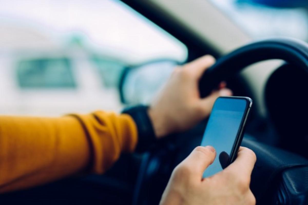 Украинцам хотят разрешить фиксировать фото- и видеодоказательства нарушений ПДД за вознаграждение