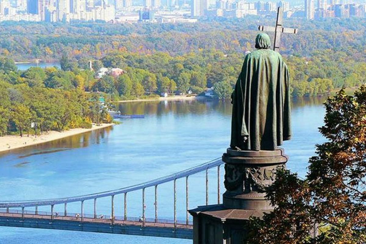 День крещения Киевской Руси-Украины: история праздника и интересные факты День крещения Киевской Руси-Украины: история праздника и интересные факты