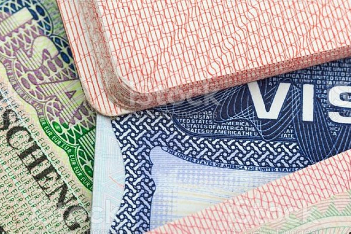 ЄС може призупинити видачу віз для білорусів ЄС може призупинити видачу віз для білорусів