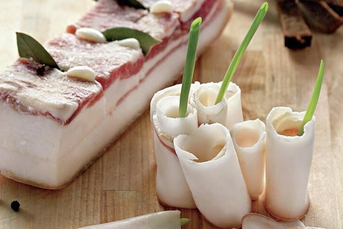 Український делікатес: Цікаві факти про шкоду і користь сала Український делікатес: Цікаві факти про шкоду і користь сала