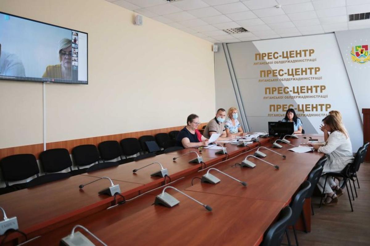 В этом году в Луганской области приобретут жилье для 54 детей-сирот