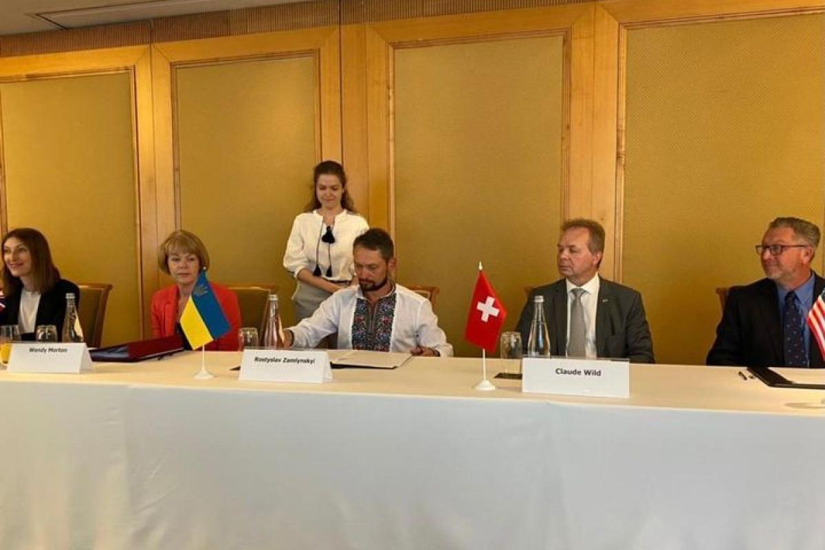 Пять стран Запада создадут фонд для помощи Украине в борьбе против России Пять стран Запада создадут фонд для помощи Украине в борьбе против России
