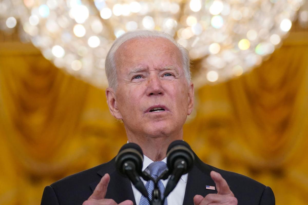 Теракты в Кабуле: Байден приказал нанести ответный удар по ИГИЛ