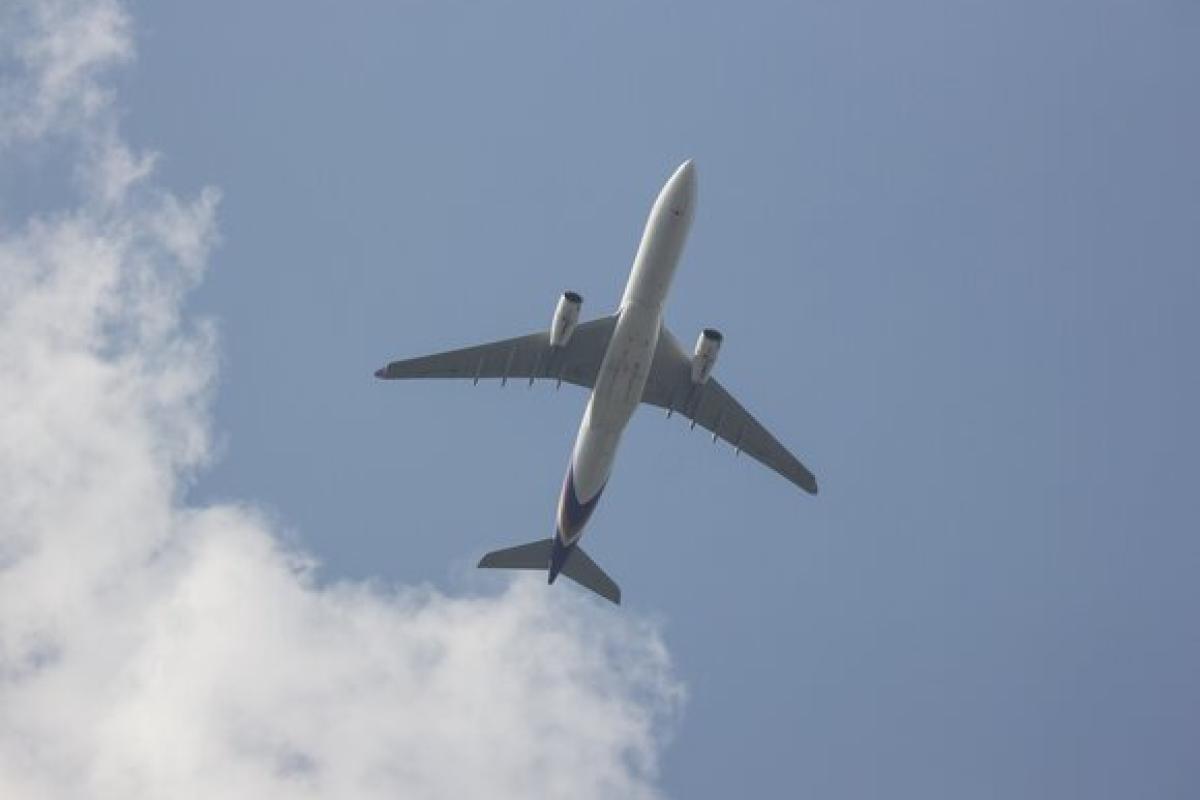 В России пассажирский самолет подал сигнал бедствия: возможна разгерметизация В России пассажирский самолет подал сигнал бедствия: возможна разгерметизация