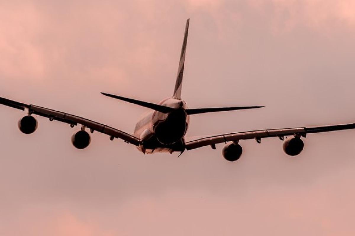 Российские самолеты не эвакуировали украинцев из Афганистана, - Кулеба