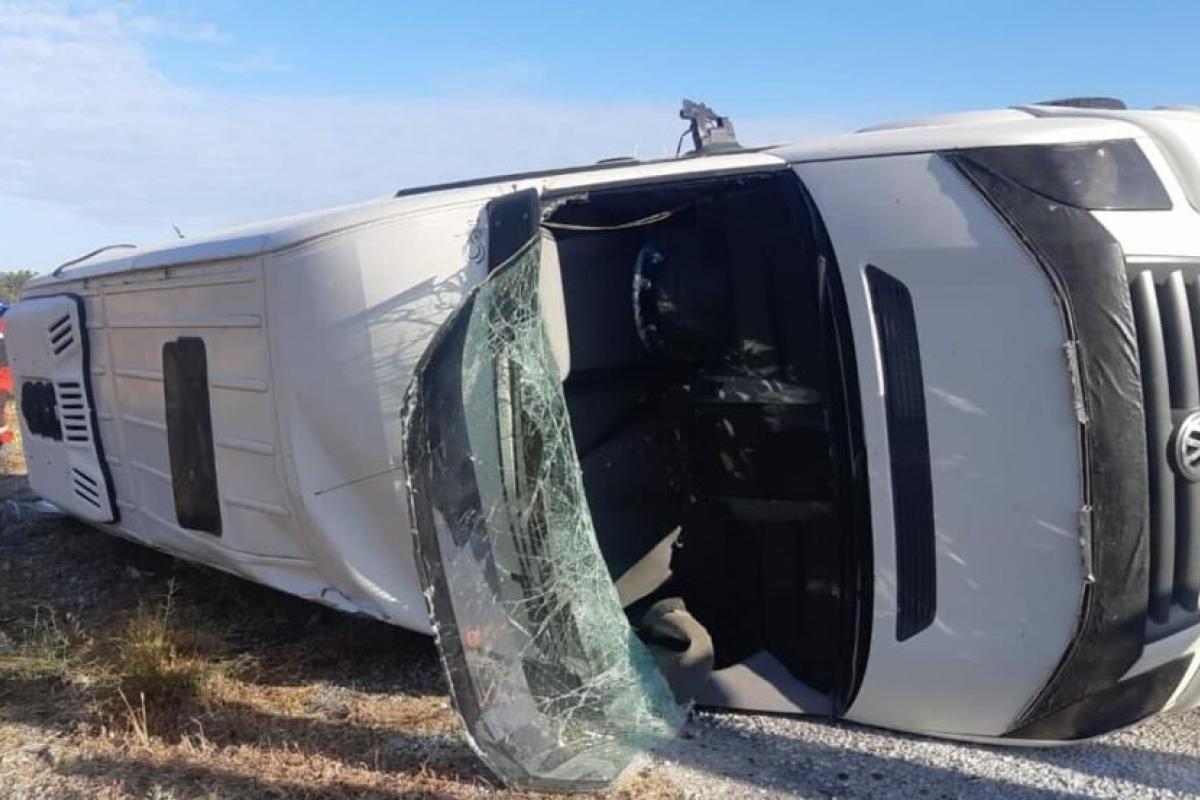У Туреччині автобус з українськими туристами потрапив у ДТП, є загиблі У Туреччині автобус з українськими туристами потрапив у ДТП, є загиблі