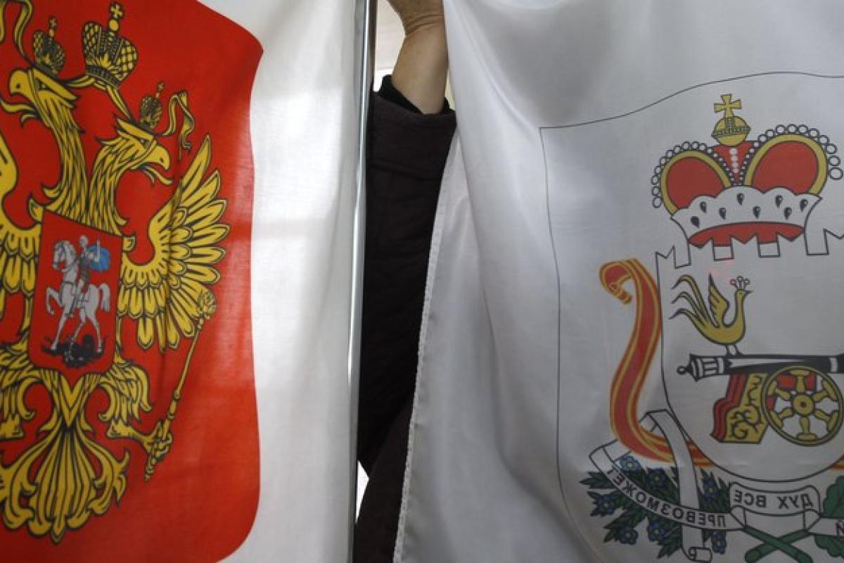 Окупанти організували підвезення майже 200 тисяч "виборців"