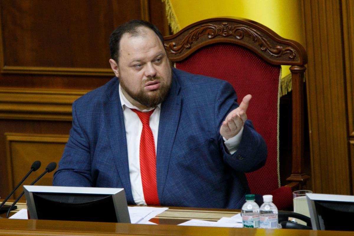 В Конституції України хочуть додати нові права людини В Конституції України хочуть додати нові права людини