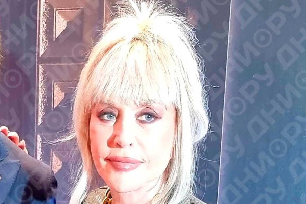 "Аллочка красотка": 72-летняя Пугачева кардинально сменила имидж "Аллочка красотка": 72-летняя Пугачева кардинально сменила имидж