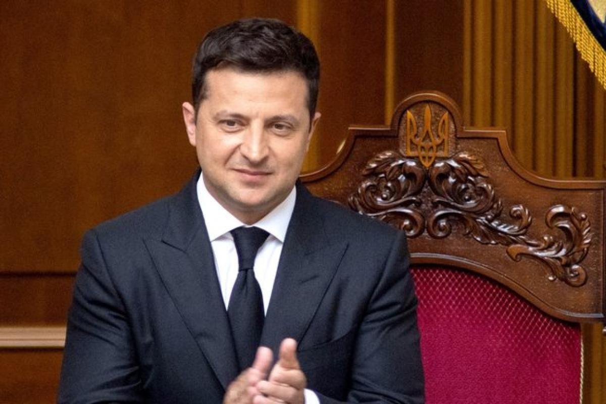 Зеленский создал совет по молодежным вопросам Зеленский создал совет по молодежным вопросам