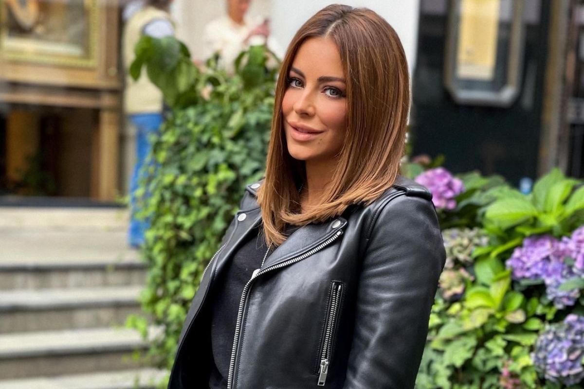 "На себя не похожа": поклонники просят Ани Лорак не увлекаться фотошопом