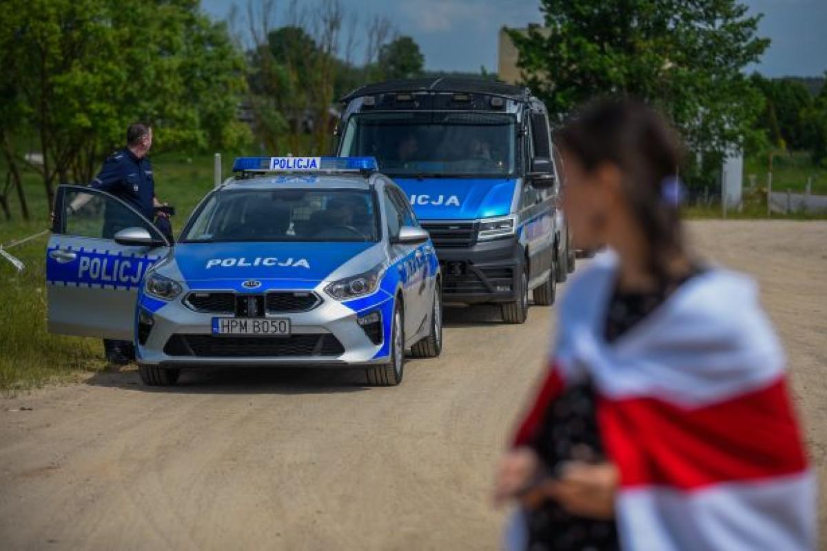 Польща на кордоні з Білоруссю ввела надзвичайний стан Польща на кордоні з Білоруссю ввела надзвичайний стан