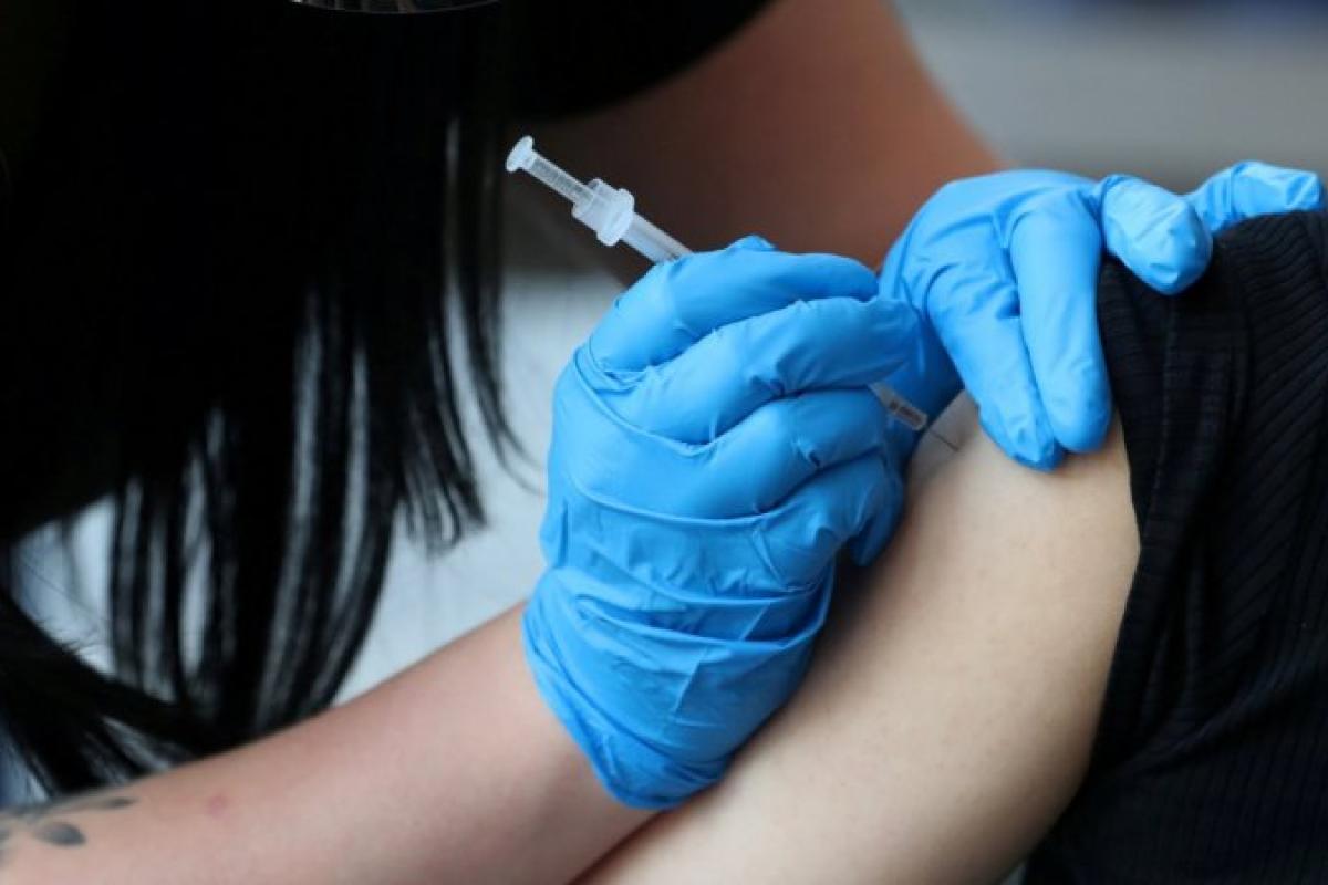У МОЗ розповіли, кому протипоказана вакцинація від COVID-19 У МОЗ розповіли, кому протипоказана вакцинація від COVID-19