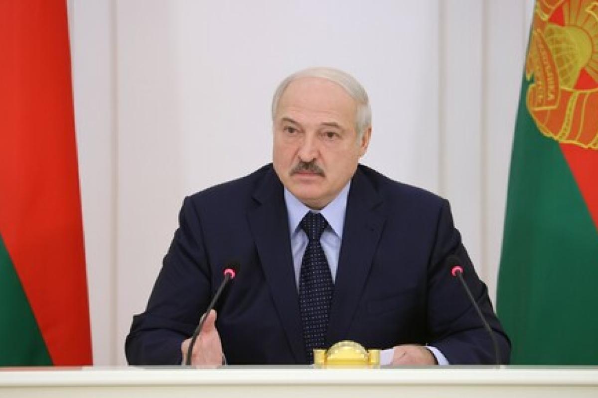 У Німеччині розслідують причетність Лукашенка до перевезення нелегальних мігрантів до ЄС У Німеччині розслідують причетність Лукашенка до перевезення нелегальних мігрантів до ЄС