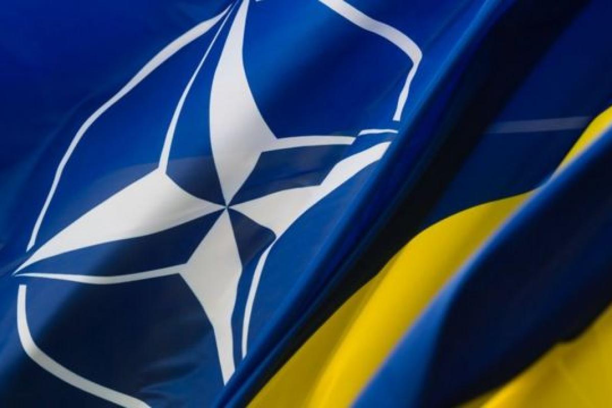 Крок до НАТО: Україну вперше запрошено на засідання виключно для членів Альянсу