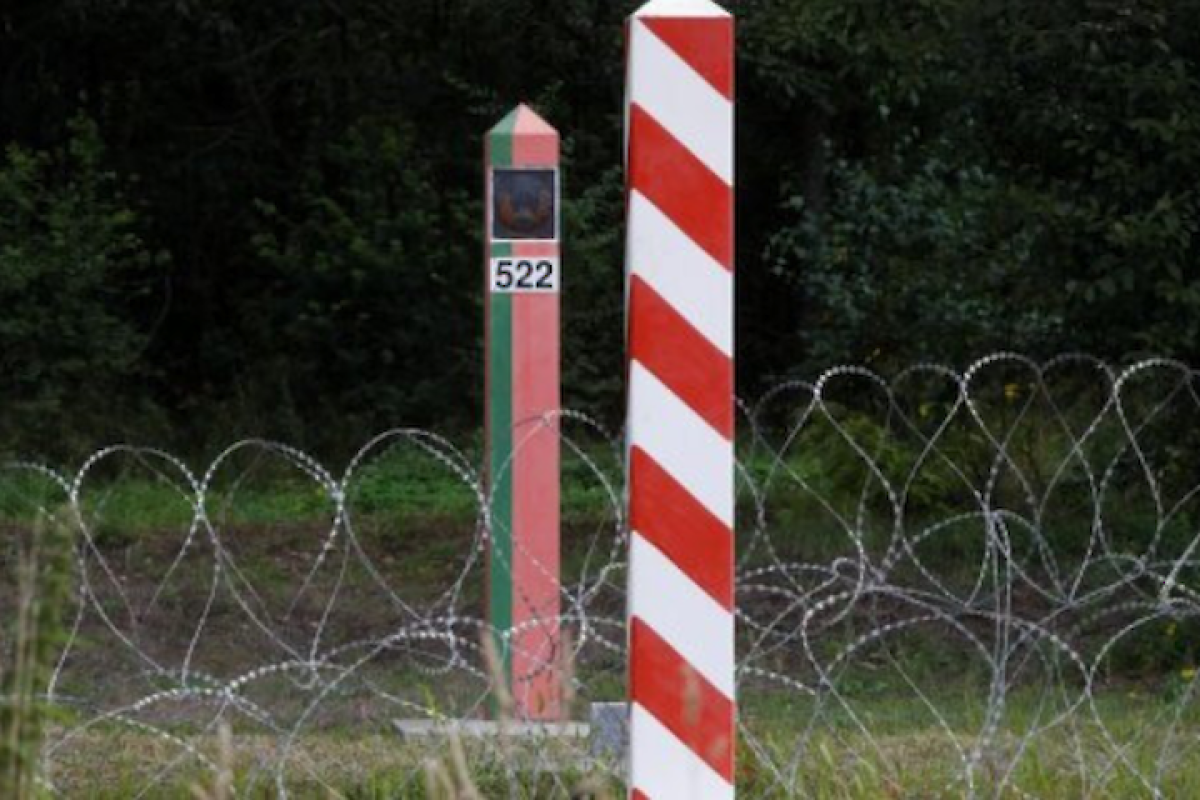 У Польщі заявили про обстріл кордону з боку Білорусі У Польщі заявили про обстріл кордону з боку Білорусі