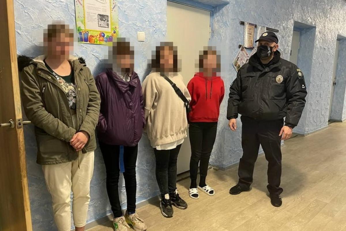 У Лисичанську за добу поліцейські розшукали п’ятьох дітей У Лисичанську за добу поліцейські розшукали п’ятьох дітей