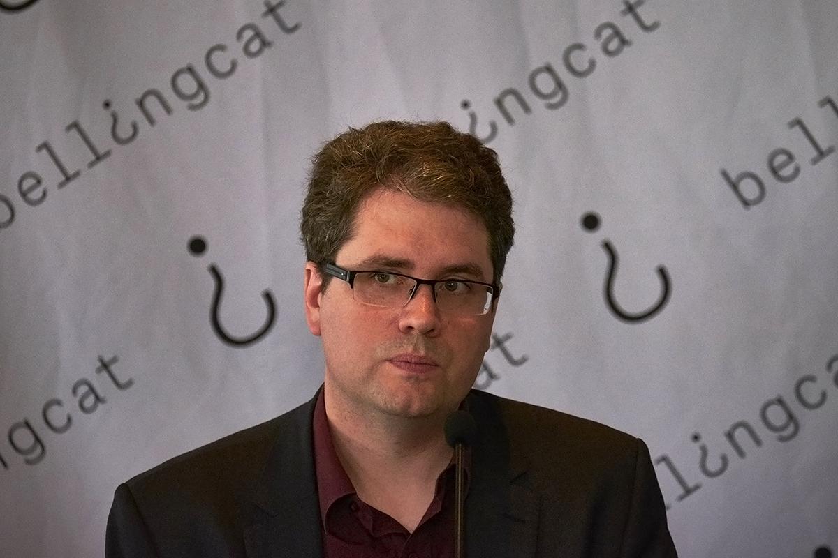 Основателю Bellingcat "стыдно" за пресс-конференцию Зеленского Основателю Bellingcat "стыдно" за пресс-конференцию Зеленского
