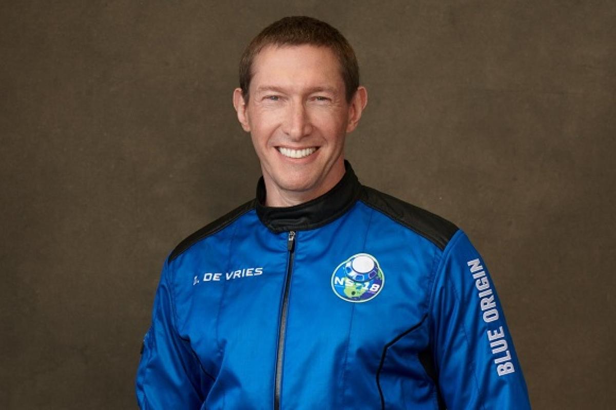 В США в авиакатастрофе погиб космический турист, летавший на орбиту на корабле Blue Origin В США в авиакатастрофе погиб космический турист, летавший на орбиту на корабле Blue Origin