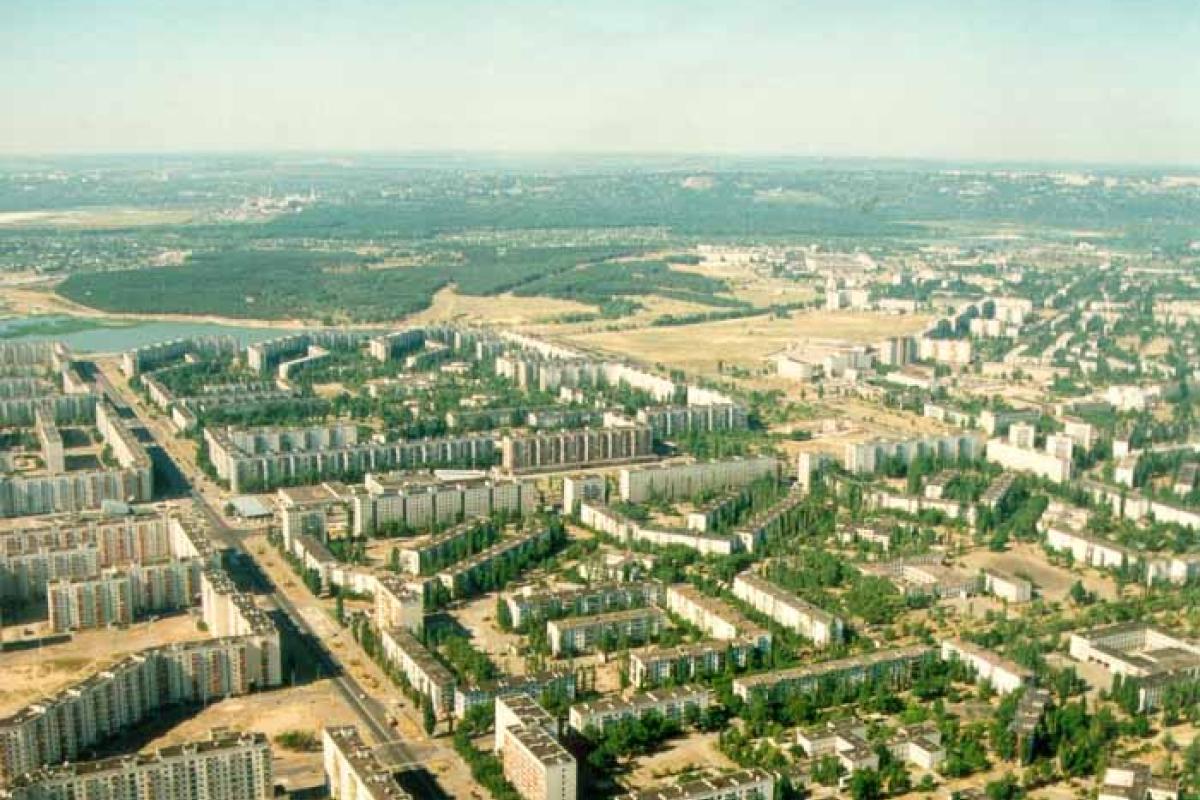 Житло для учасників АТО та ВПО: місця для нових багатоповерхівок шукатимуть у Рубіжному, Лисичанську і Сєверодонецьку Житло для учасників АТО та ВПО: місця для нових багатоповерхівок шукатимуть у Рубіжному, Лисичанську і Сєверодонецьку
