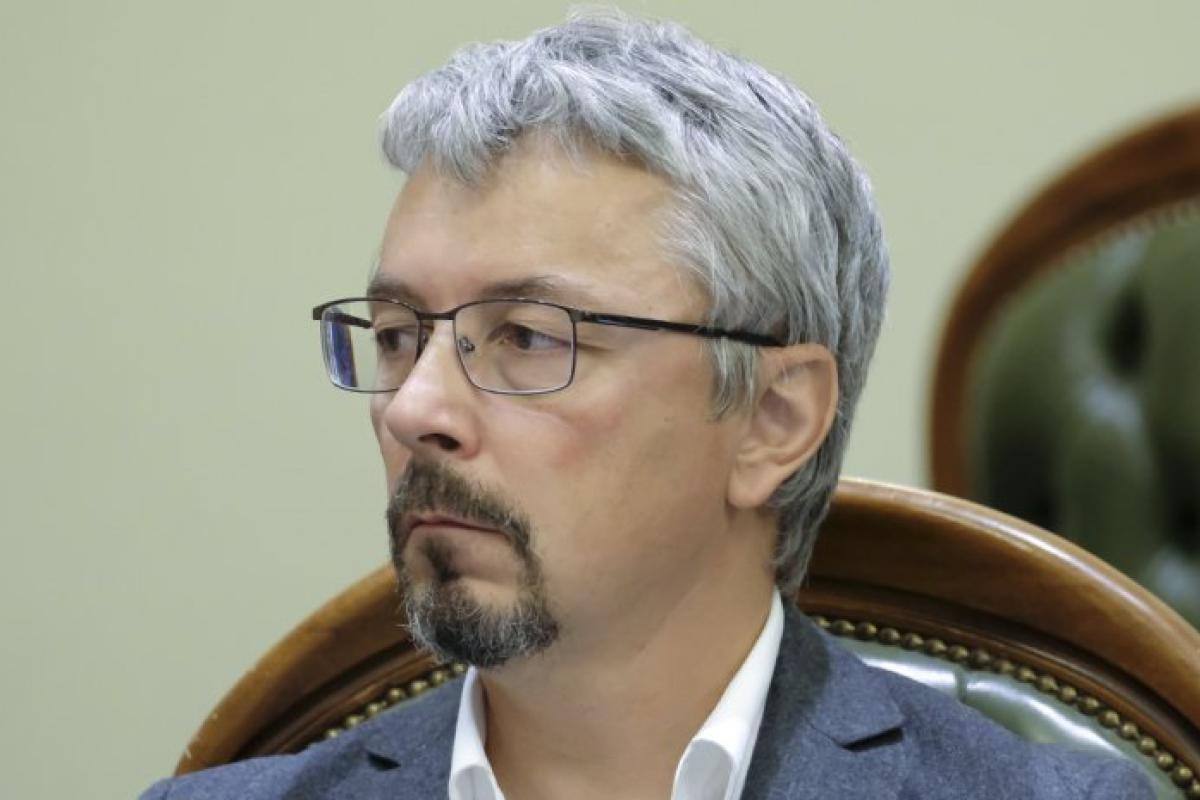 Арахамия заявил, что Ткаченко не уйдет в отставку: министр прокомментировал Арахамия заявил, что Ткаченко не уйдет в отставку: министр прокомментировал