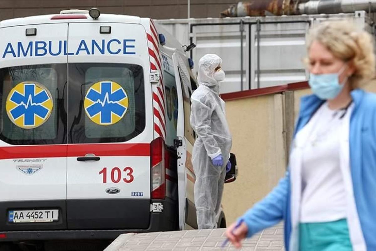 В Україні зафіксовано понад 10 тисяч нових випадків COVID-19 В Україні зафіксовано понад 10 тисяч нових випадків COVID-19