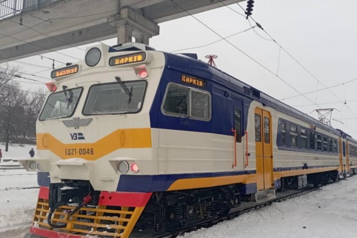 "Укрзалізниця" запустила новий поїзд на Донбас: графік і маршрут