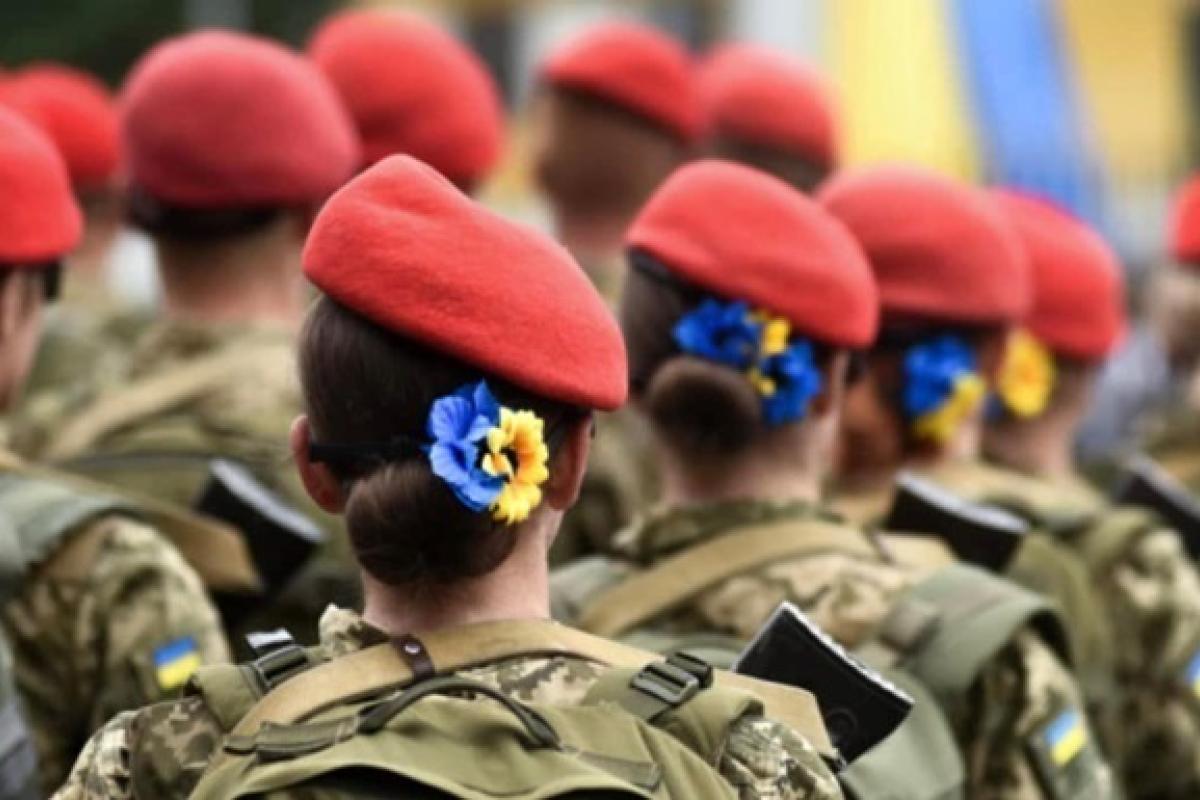 "Извините, дорогие женщины": Депутаты зарегистрировали законопроект об отмене обязательного военного учета украинок