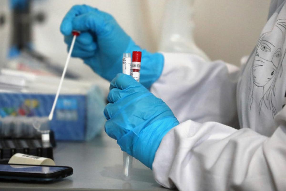 Новый штамм коронавируса "Омикрон" обнаружили в России