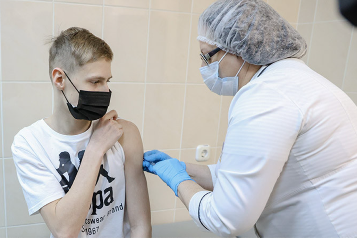 У Білорусі почали вакцинувати від коронавірусу дітей У Білорусі почали вакцинувати від коронавірусу дітей