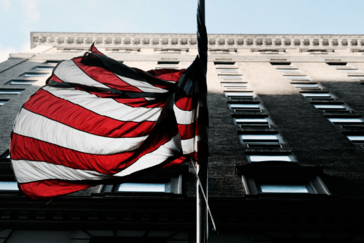 Госдеп разрешил уехать из Украины дипломатам США и обязал вывезти их семьи Госдеп разрешил уехать из Украины дипломатам США и обязал вывезти их семьи