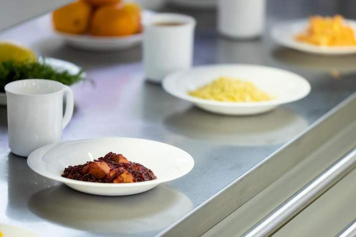 В українських школах змінили харчування: чим заборонено годувати дітей В українських школах змінили харчування: чим заборонено годувати дітей