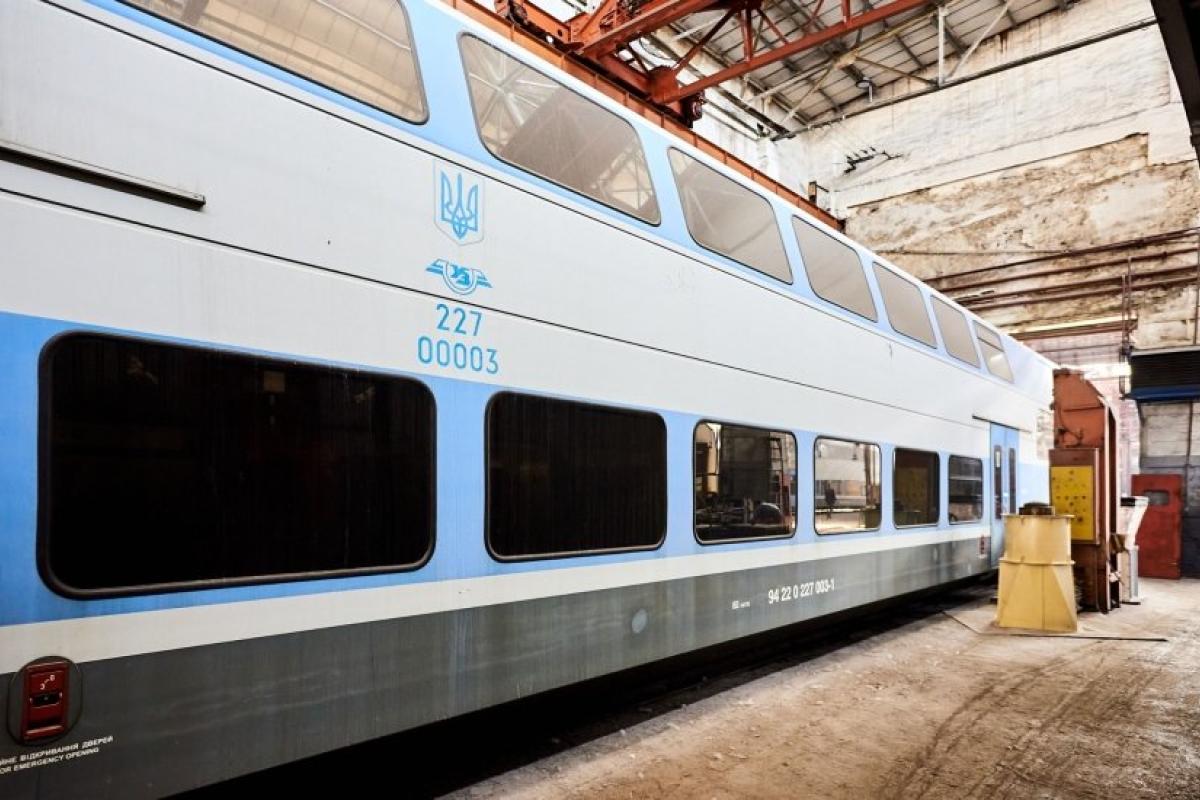 "Укрзализныця" запустила первый в Украине двухэтажный поезд "Укрзализныця" запустила первый в Украине двухэтажный поезд