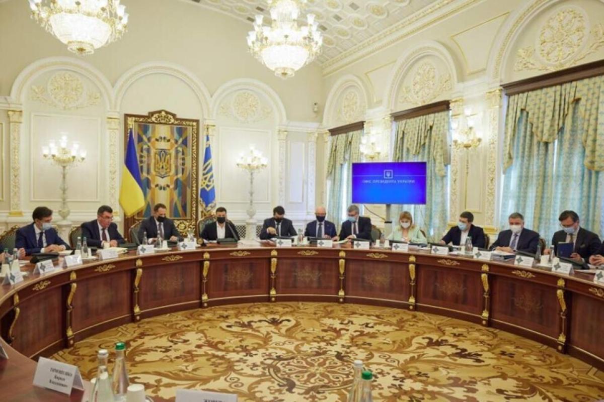 Зеленський сьогодні скликає засідання РНБО: що будуть обговорювати Зеленський сьогодні скликає засідання РНБО: що будуть обговорювати