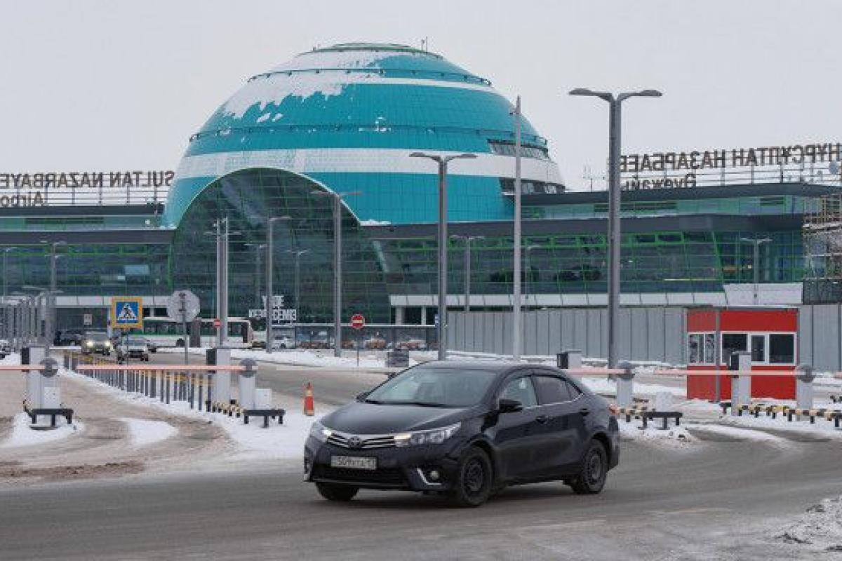 У МЗС повідомили, як українцям допомагають повернутися з Казахстану У МЗС повідомили, як українцям допомагають повернутися з Казахстану