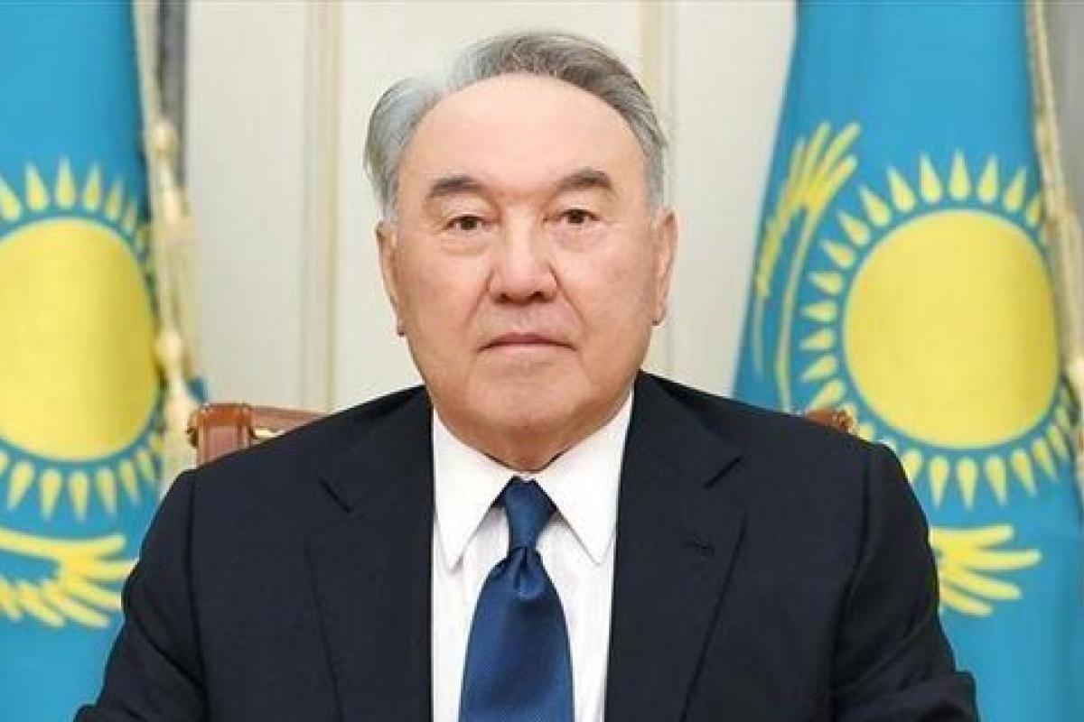Назарбаєв вперше з початку протестів звернувся до народу Казахстану Назарбаєв вперше з початку протестів звернувся до народу Казахстану