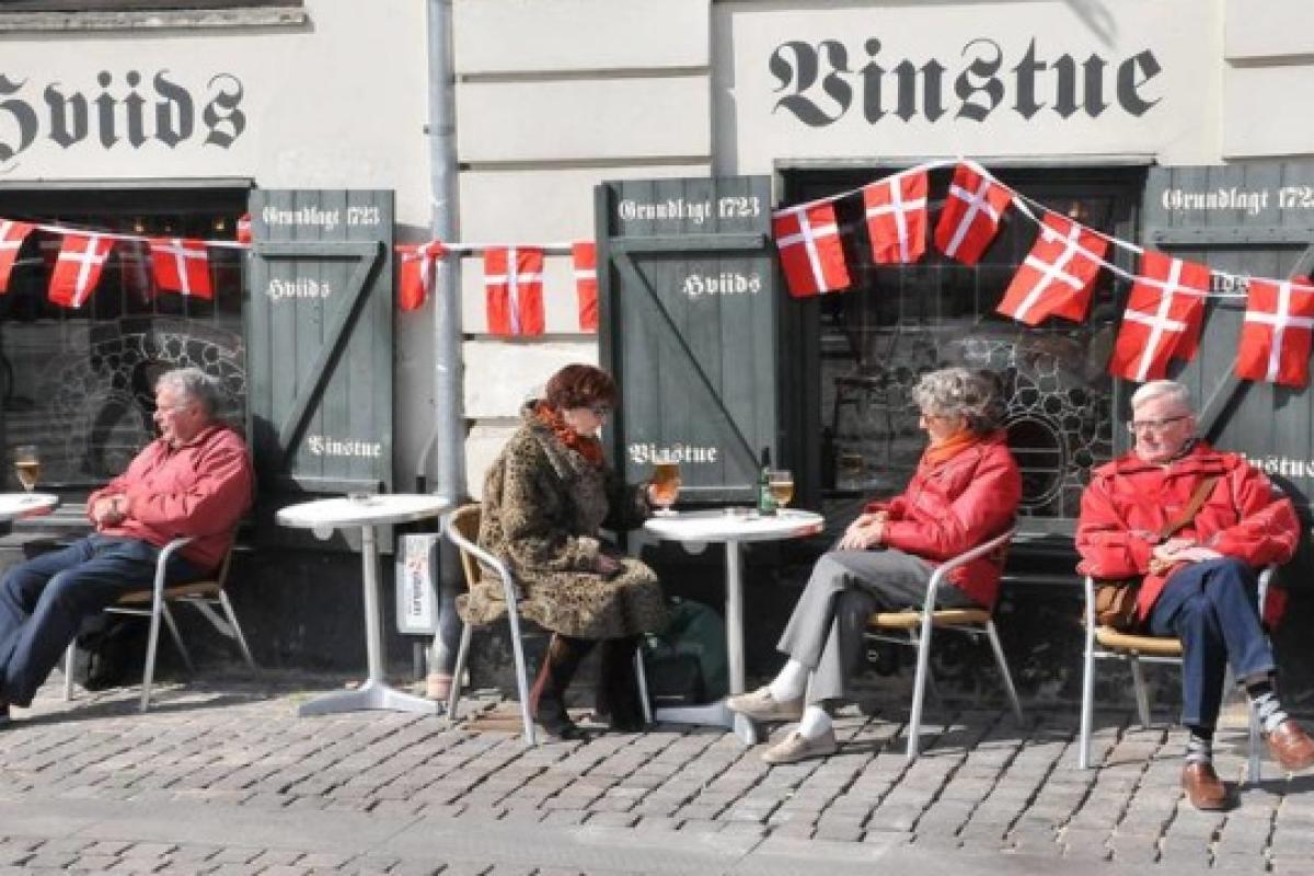 Дания собирается отменить все карантинные ограничения, несмотря на рекордную заболеваемость Дания собирается отменить все карантинные ограничения, несмотря на рекордную заболеваемость