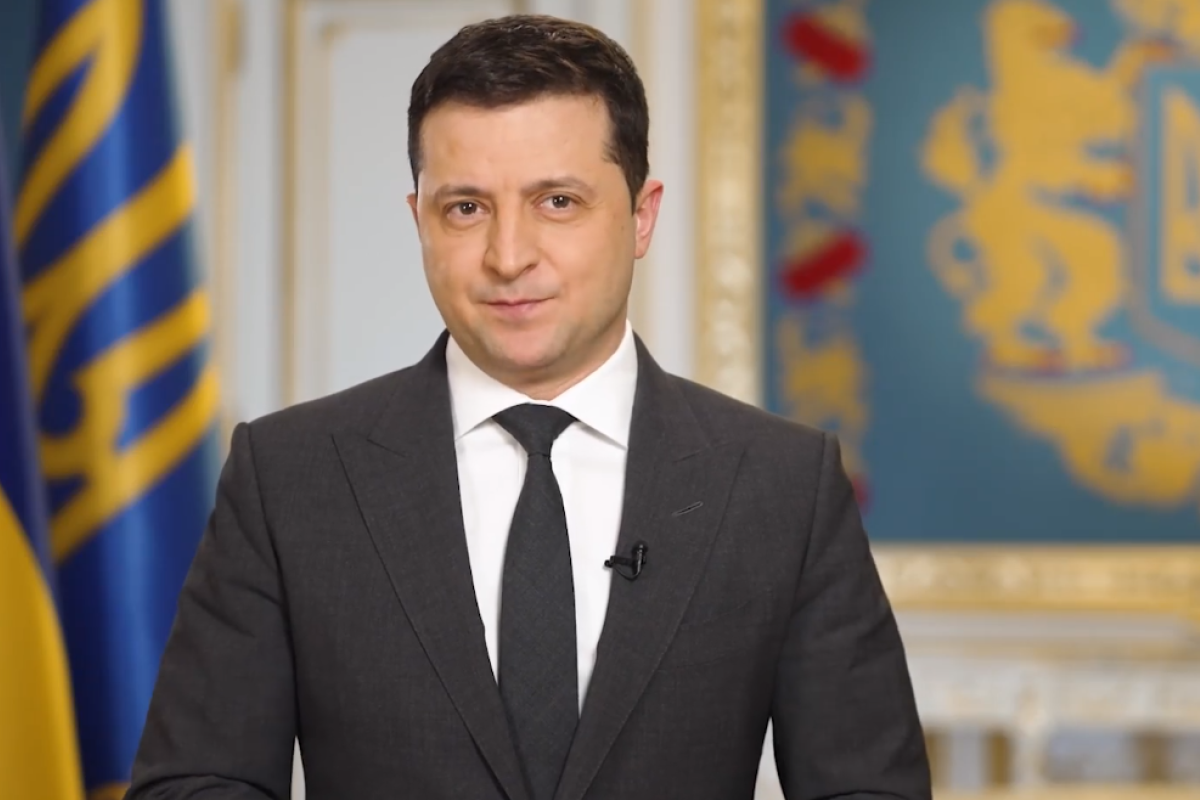 Зеленский обратился к украинцам после срочного заседания СНБО Зеленский обратился к украинцам после срочного заседания СНБО