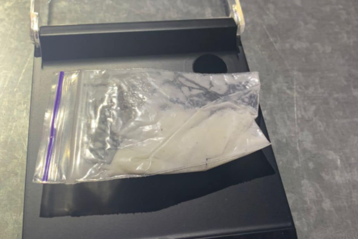 На границе с Польшей задержали двух украинцев с наркотиками На границе с Польшей задержали двух украинцев с наркотиками