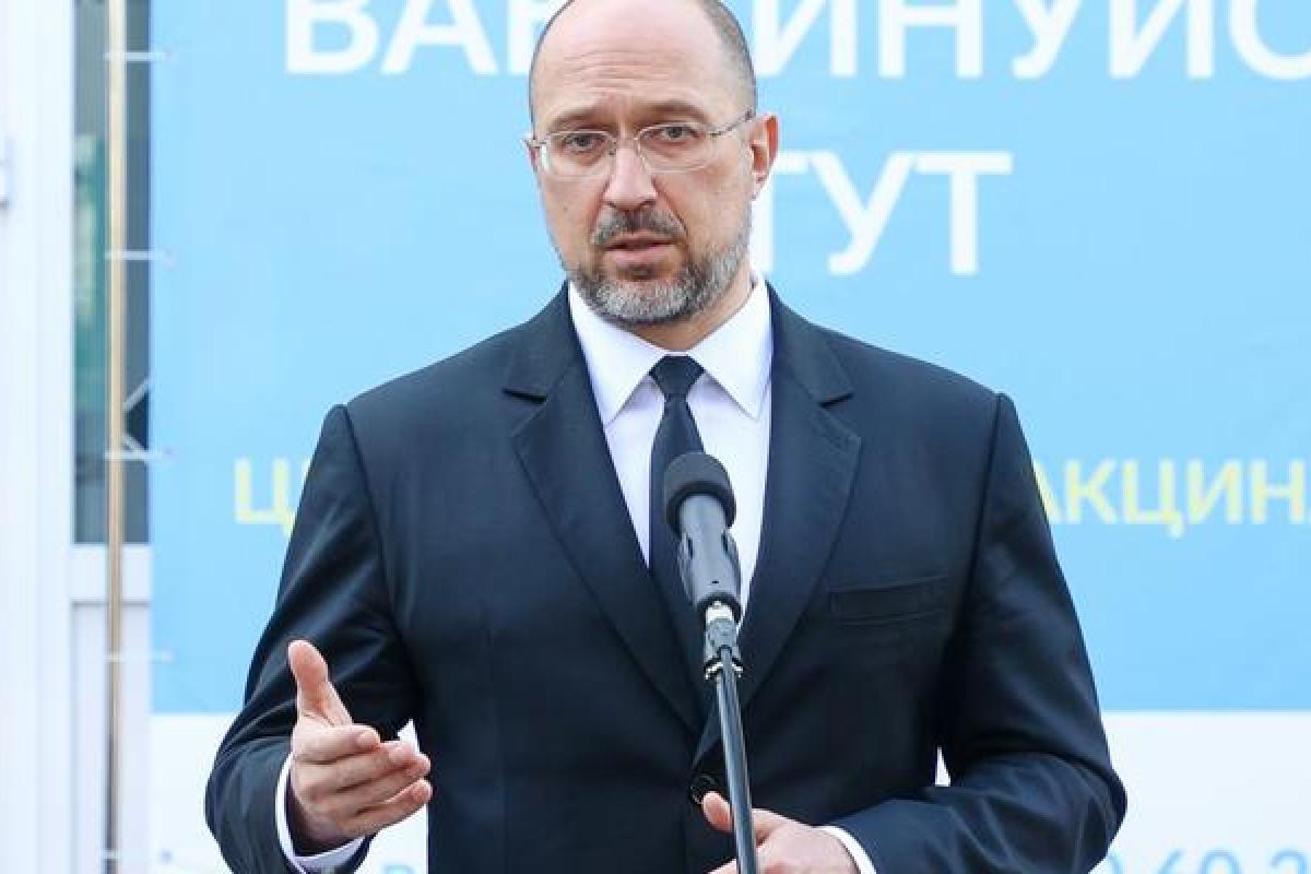 "Ковидную тысячу" разрешат тратить на коммунальные услуги, - Шмыгаль "Ковидную тысячу" разрешат тратить на коммунальные услуги, - Шмыгаль