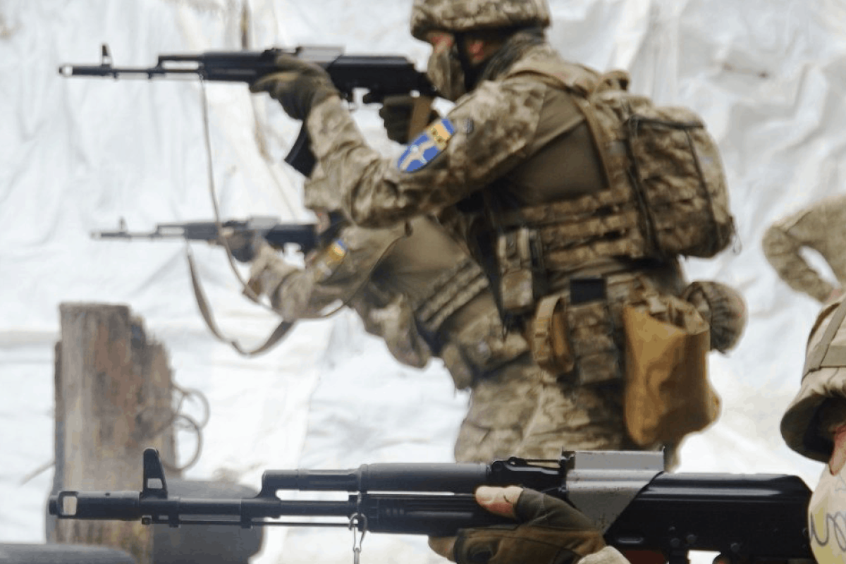 Соцопрос показал, сколько украинцев готовы оказать сопротивление агрессору, в том числе вооруженное Соцопрос показал, сколько украинцев готовы оказать сопротивление агрессору, в том числе вооруженное