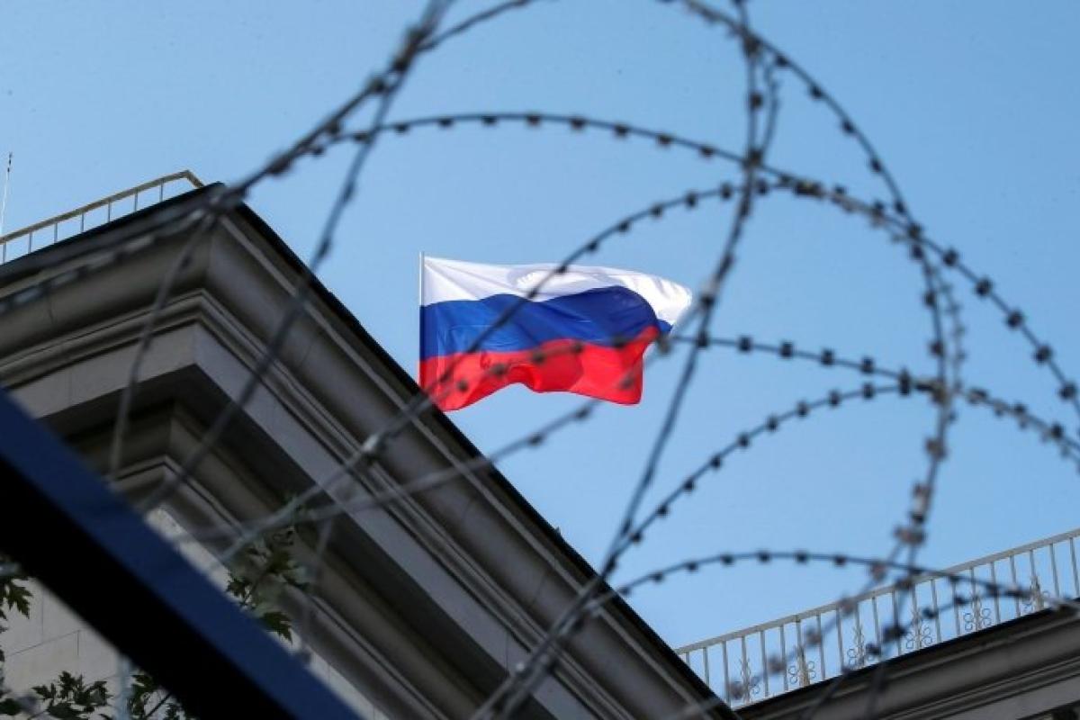 Великобритания наложит санкции на членов российской Думы и Совфеда, которые голосовали за признание "ЛДНР"