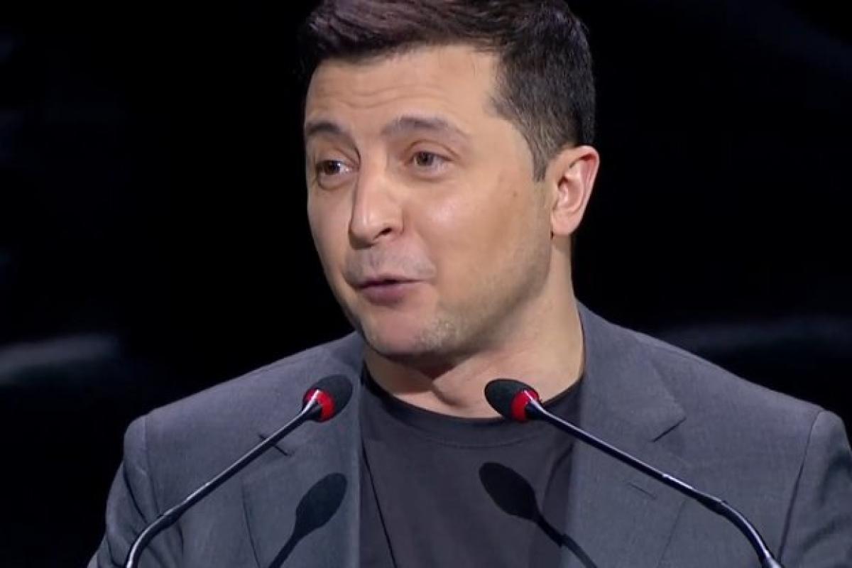 Пенсіонери отримають від держави безкоштовний сучасний смартфон, - Зеленський Пенсіонери отримають від держави безкоштовний сучасний смартфон, - Зеленський